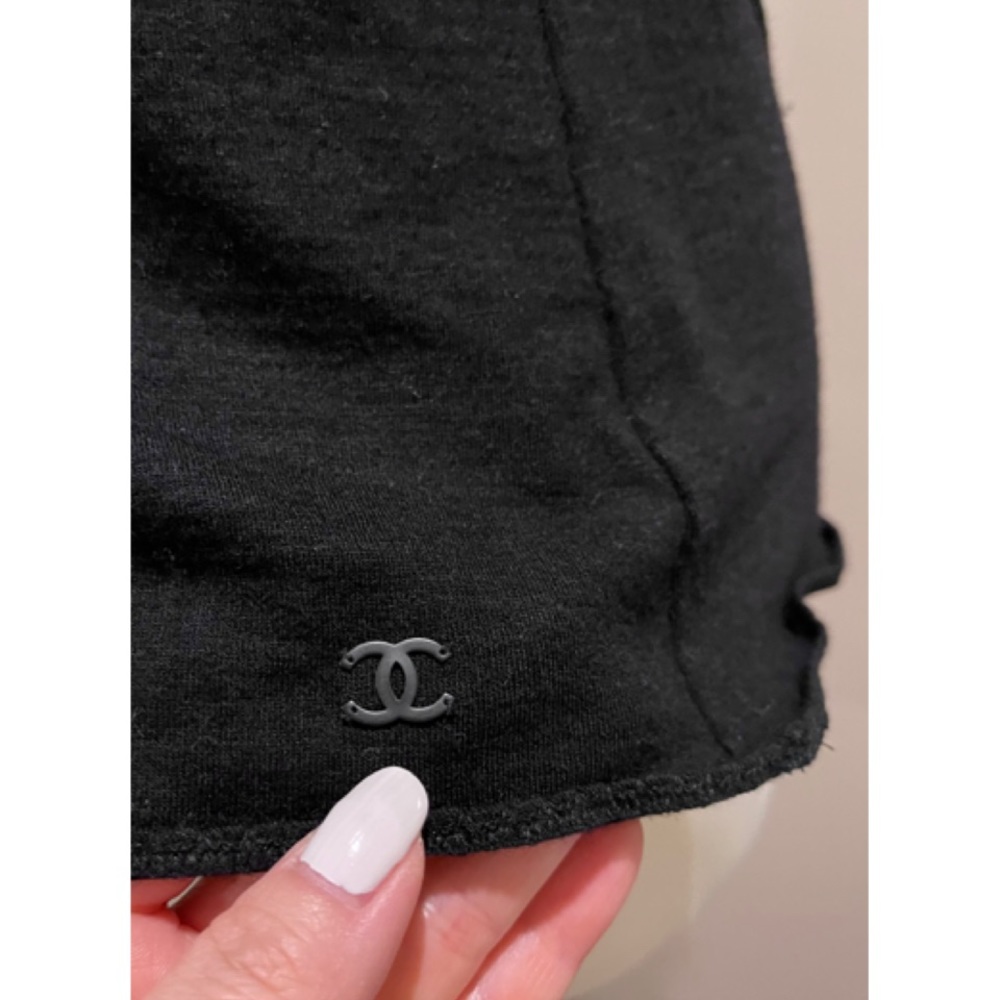 ✨Vintage CHANEL 2005 Collection CC Logo Black Cashmere Sweater Shirt Top